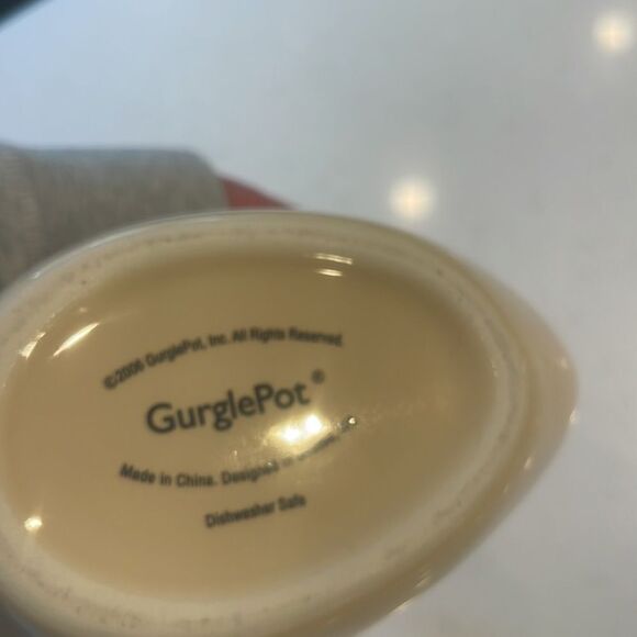 Gurgle pot pitcher, tan cream color large size see measurements great shape 2006 - Picture 4 of 6